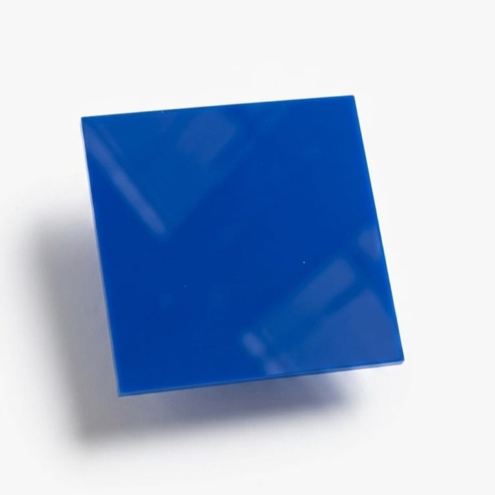 Plexi 3mm Kredkowy Niebieski, format 1000x500mm – wykończenie w pełnym połysku